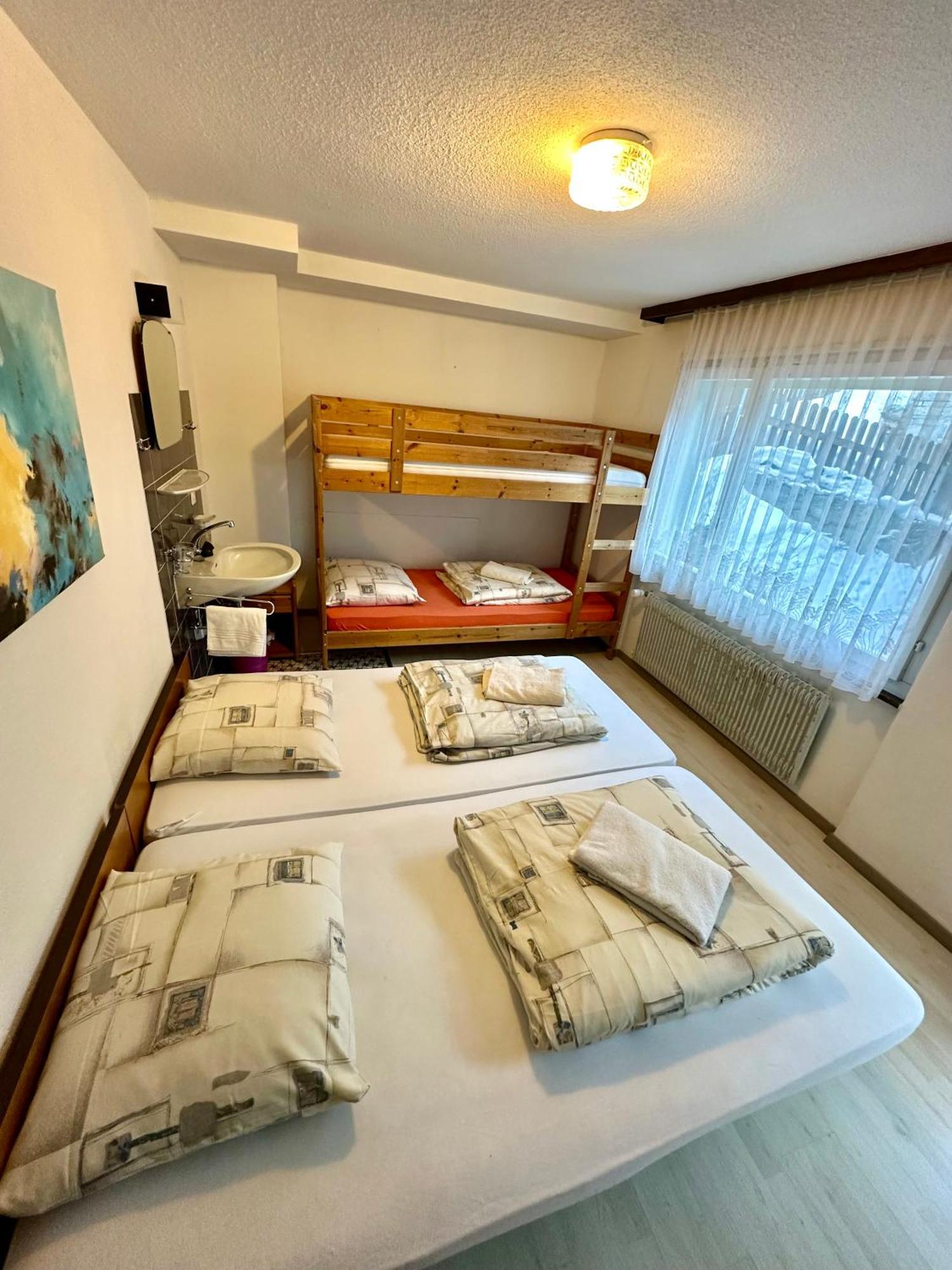 Holiday House Laerchenheim Saas-Balen Bagian luar foto